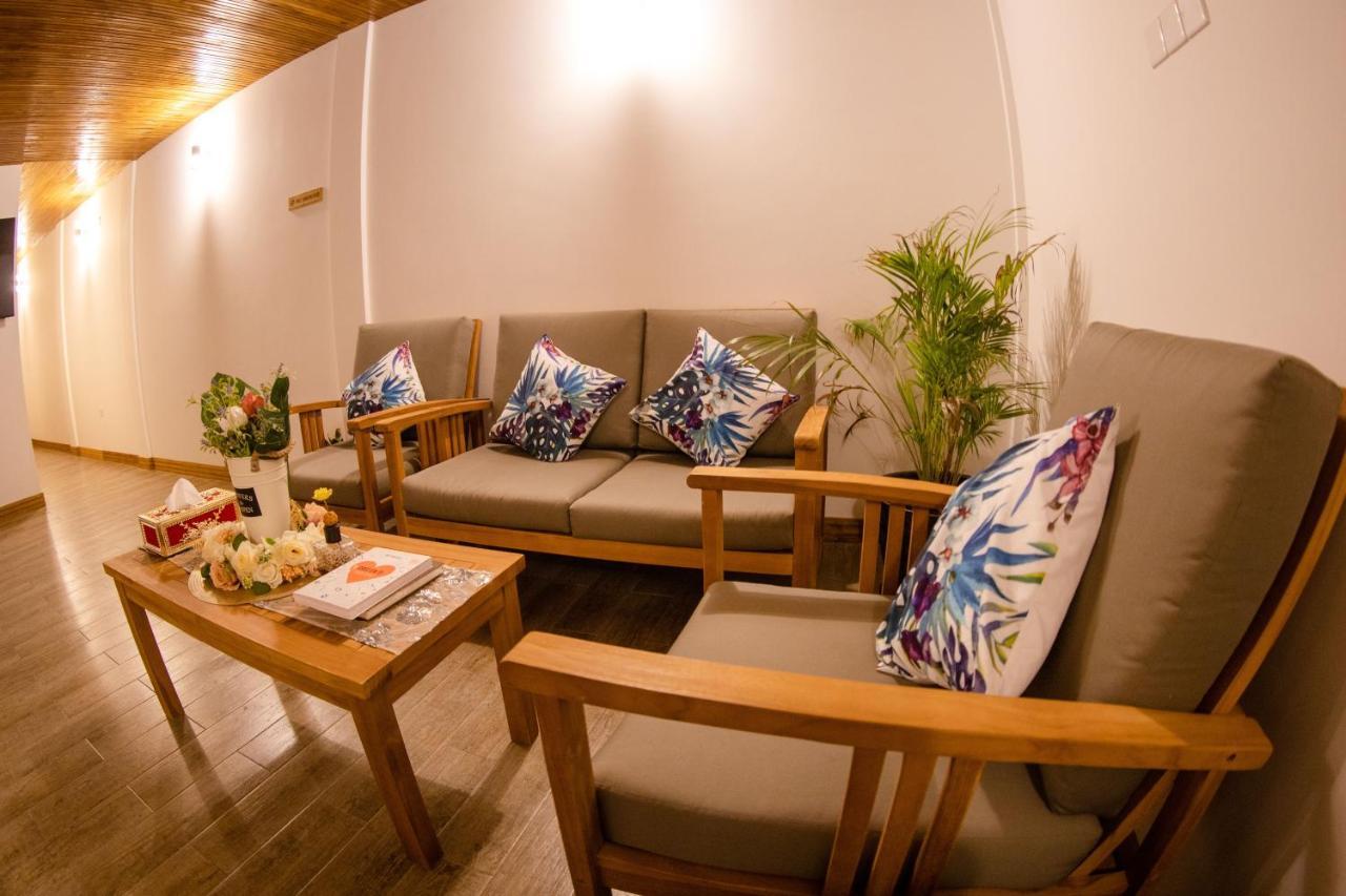 Perla Dhangethi Exterior photo